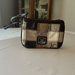 Liz Claiborne wristlet purse