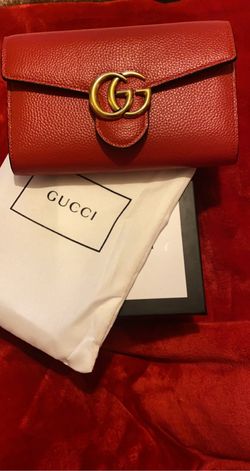 Gucci Chain Wallet