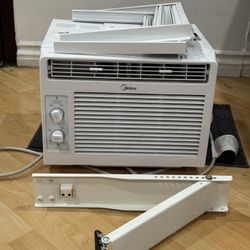 Midea Window Type Air Conditioner + Wall Bracket 