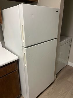 White Top-Freezer Refrigerator