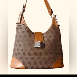 Dooney&Bourke