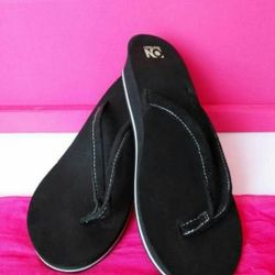 Sandals Women's Size 9 Good Condition 