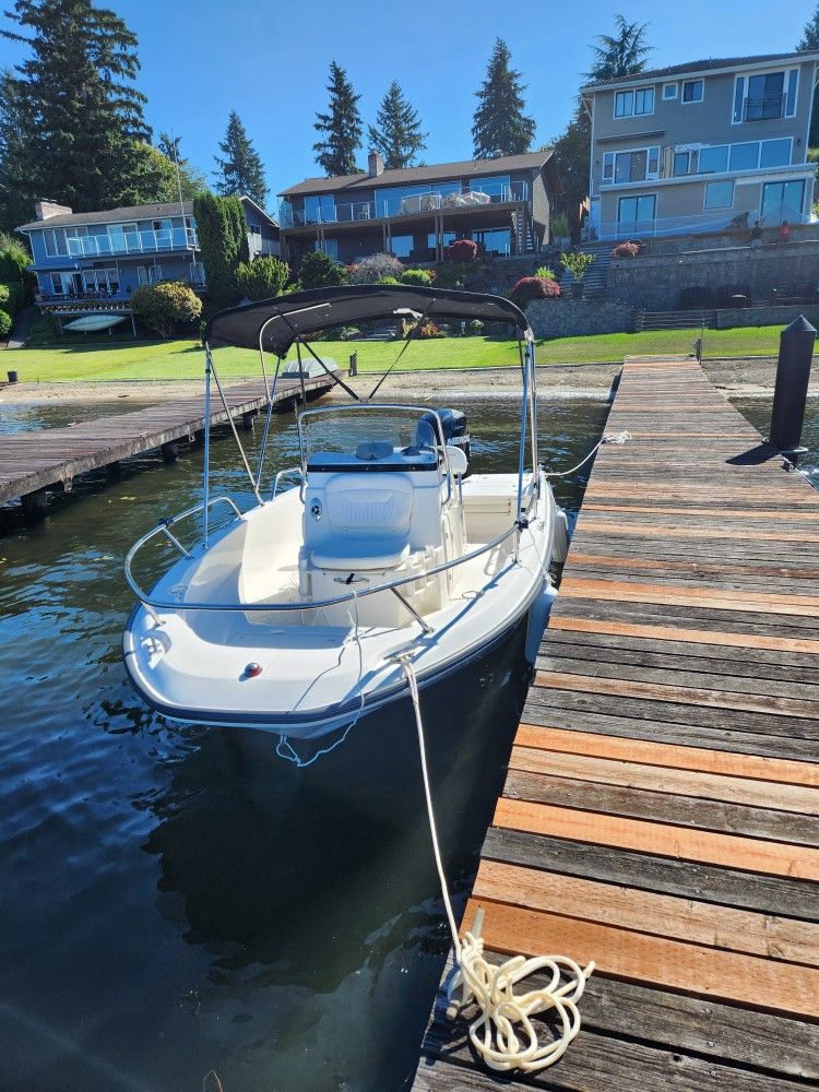 2008 BOSTON WHALER 180 DAUNTLESS