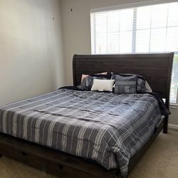 King Bed Frame & mattress 
