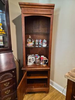 Wood Corner Cabinet with 2 Glass Shelves