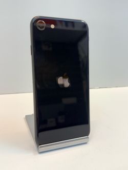 Apple iPhone SE3 64gb. ( Unlocked Phone )