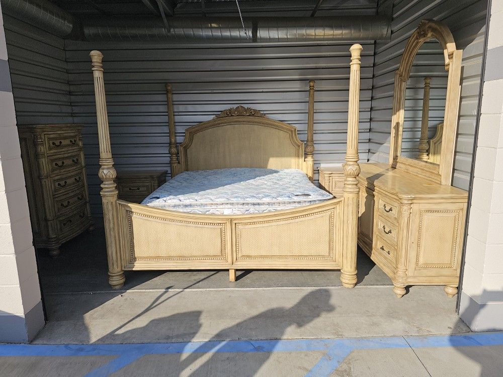 Bedroom Set for Sale in Fontana, CA OfferUp