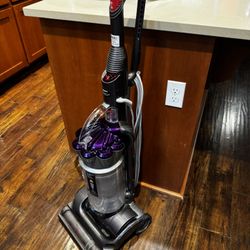 Dyson Dc 17 Vacuum 