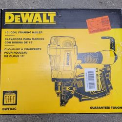 DEWALT Pneumatic 15° Coil Framing Nailer (M: DWF83C)