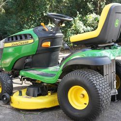 John Deere E130 42" Deck Mower & accessories  EXCELLENT CONDITION