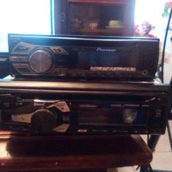 Pioneer Cd Players with  Bluetooth 