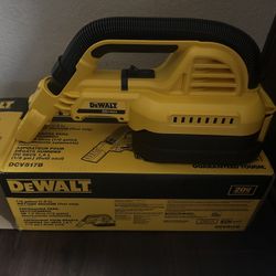 Dewalt  Vacuum 