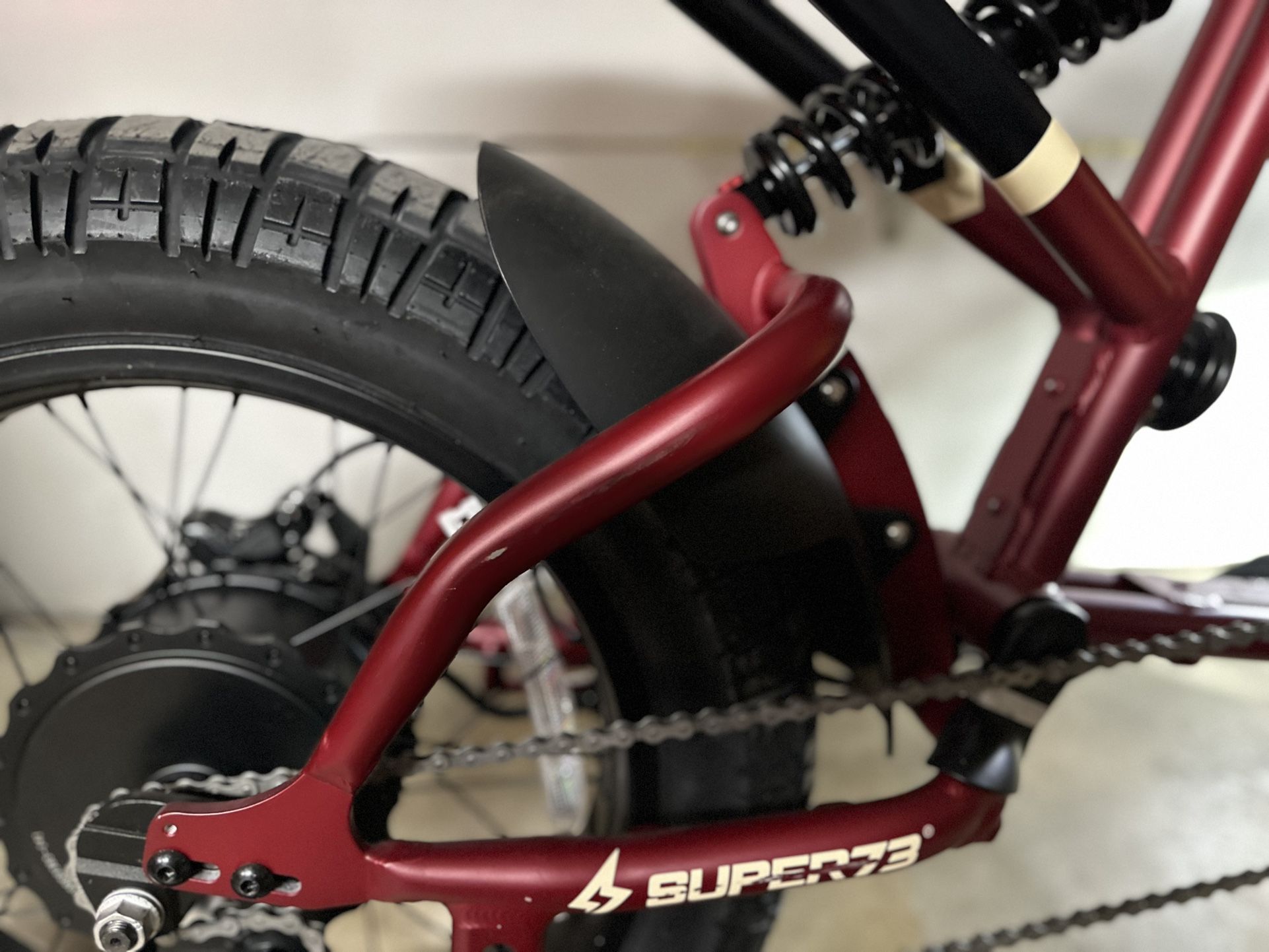 New Super73 RX Electric Motorbike 75 Miles Max Range 28 Mph Top Speed - Carmine Red