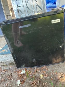 Black mini fridge/freezer works absolutely perfect