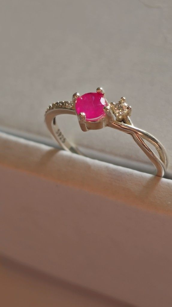 Natural Burmese Ruby Ring β Sterling Silver (Size 6.5)