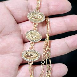Pulsera de la virgen laminado en oro 14k.  14k gold plated Virgen Bracelet.  Size: 8" length  