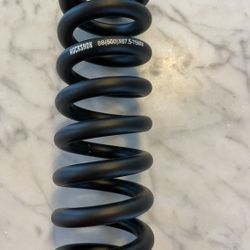 NEW RockShox 174mm length 500 lb 67.5-75mm stroke Mountain Bike Rear Shock Coil - Matte black