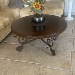 3 Living Room Tables