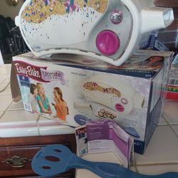Easy Bake Oven