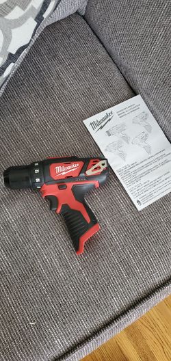 NEW Milwaukee drill/driver m12 2 for sale