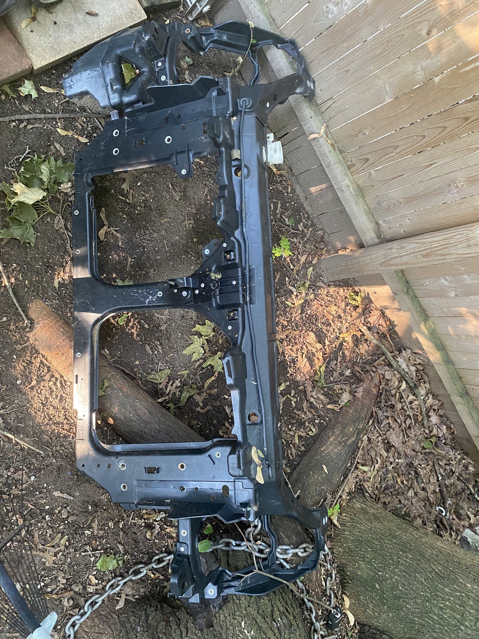 G35 Radiator Support