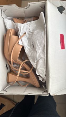 Beige Heel
