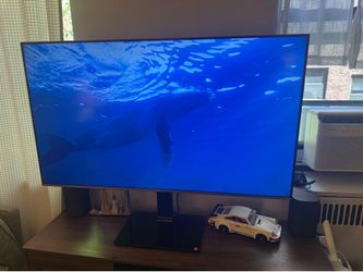 TCL 55” Class 5-Series 4K UHD QLED Dolby HDR Roku TV
