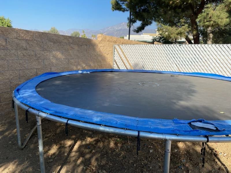 Trampoline in Yucaipa $5