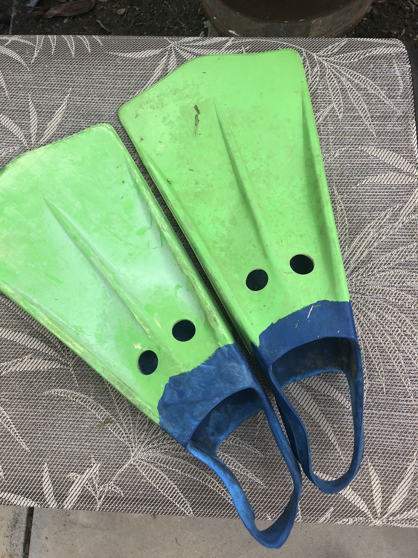 Voit Duck Feet Swim Fins Size Medium