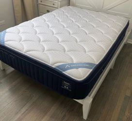 Dreamcloud Premier Full Mattress