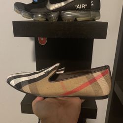 Burberry Dress Shoes Sz 9 