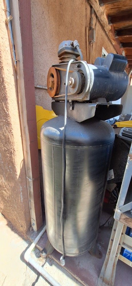 Air compressor