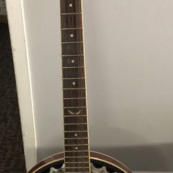 Dean Banjo 