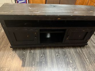 TV media console