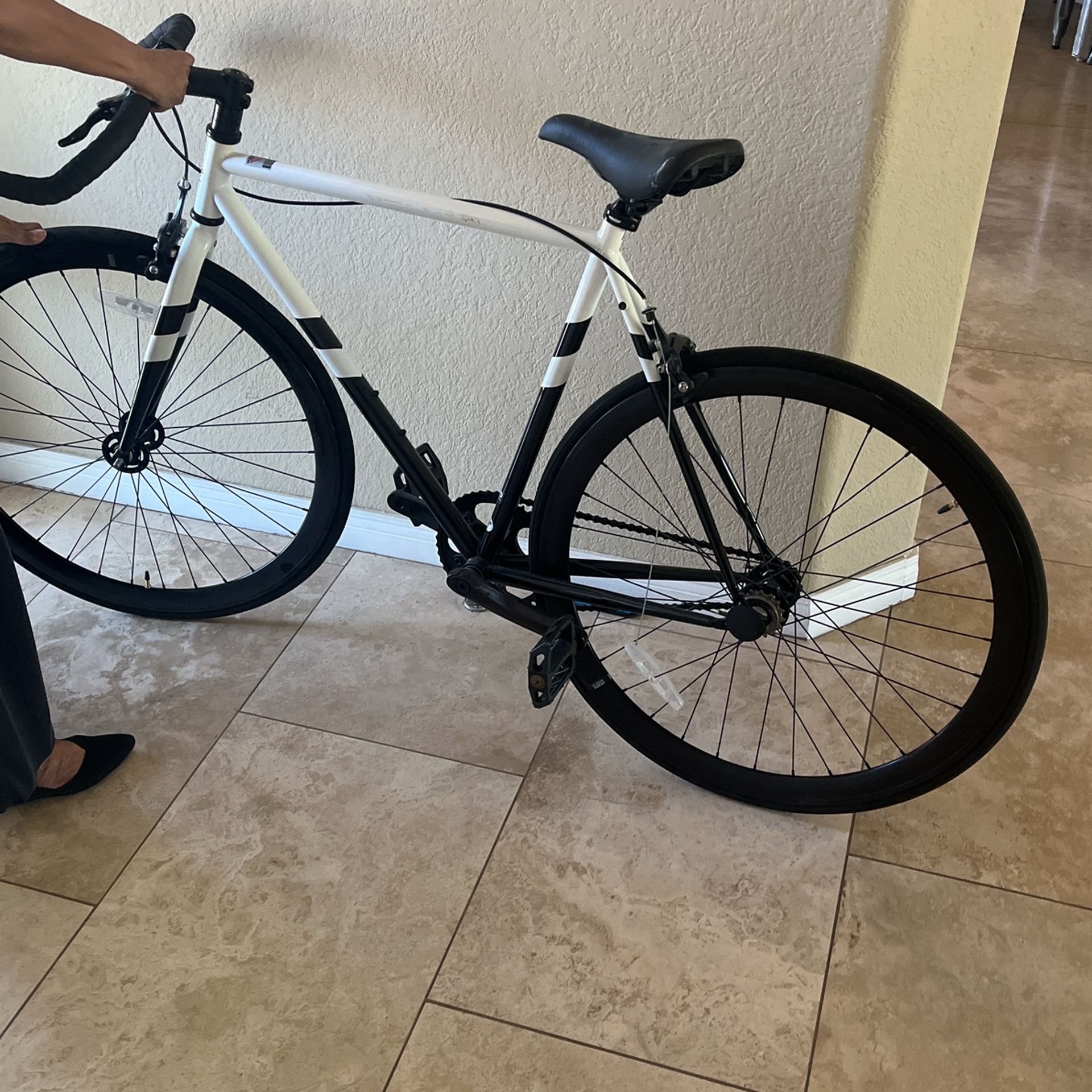Bicycle / State Bicycle 700c