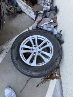 Infiniti Wheel 