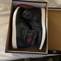 Jordan 1 Retro High Black Gym Red 