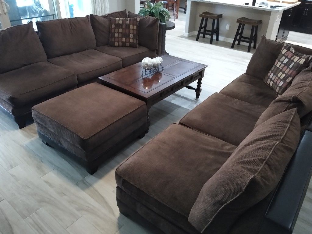 Sectional Sofa, Sectional Couch, 7 PCS RC Willey for Sale in Las