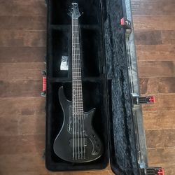 Schecter Stiletto Stealth 5 Bass Guitar - Satin Black And Gator Case