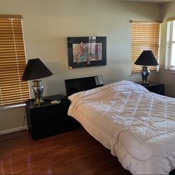 Black Queen Bedroom Set