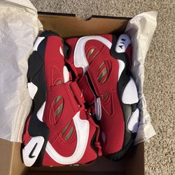 Nike Air Diamond Turf 2 Sz 10.5 