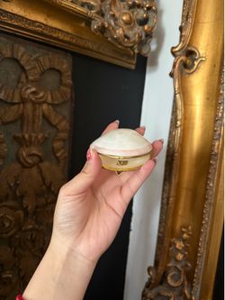 Shell Trinket box