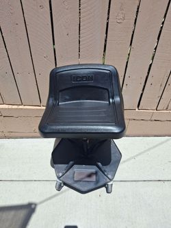 Icon adjustable shop seat $25
