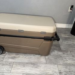Igloo MaxCold Glide 110 Qt. rolling cooler. 