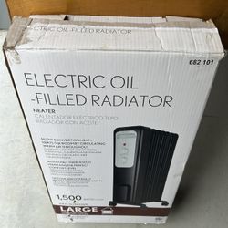🔥 Electric Oil-Filled Radiator Heater – 1500W Silent Heat!