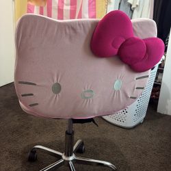 Hello Kitty Chair
