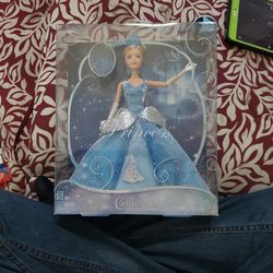 2012 Disney Princess Cinderella Holiday Princess Barbie Doll