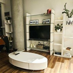 ENTERTAINMENT SET/ TV SET + COFFEE TABLE