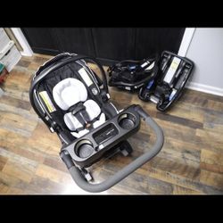 Graco Infant 4pc Set = Car Seat, Stroller & 2 Car Bases = Everything Included