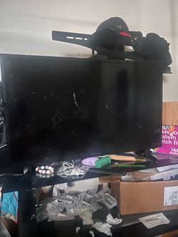 32” Insignia Flat Screen Smart TV